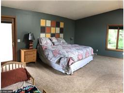 1037 Mitchell Dr, Faribault, MN 55021 photo 5