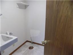 2207 Windsor Rd, Albert Lea, MN 56007 photo 8