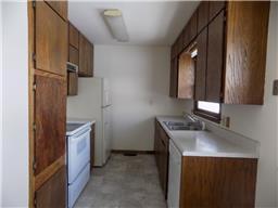 2207 Windsor Rd, Albert Lea, MN 56007 photo 2
