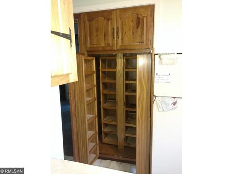 709 S 6th St, Brainerd, MN 56401 photo 5