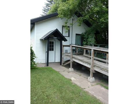 709 S 6th St, Brainerd, MN 56401 photo 2