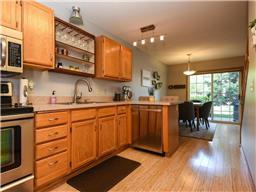 1864 Sapphire Pt, Eagan, MN 55122 photo 10