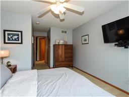 1864 Sapphire Pt, Eagan, MN 55122 photo 13