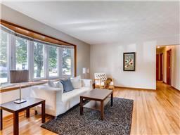 4236 Moonstone Dr, Eagan, MN 55122 photo 5