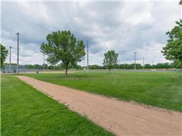 8452 S Pond Trl, Champlin, MN 55316 photo 17