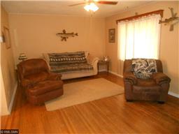 332 Washburn Ave E, Backus, MN 56435 photo 3