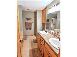 665 Hillside Dr, Eagan, MN 55121 photo 15