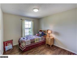 1646 Oakbrooke Dr, Eagan, MN 55122 photo 15