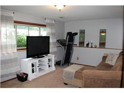 4364 Yorktown Dr, Eagan, MN 55123 photo 16