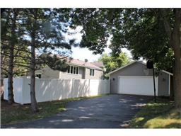 4364 Yorktown Dr, Eagan, MN 55123 photo 2