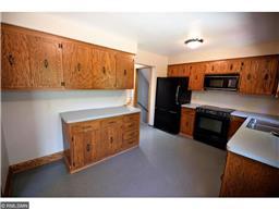 8117 Ensign Rd, Bloomington, MN 55438 photo 9