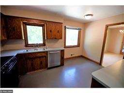 8117 Ensign Rd, Bloomington, MN 55438 photo 10