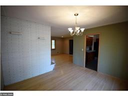 8117 Ensign Rd, Bloomington, MN 55438 photo 7
