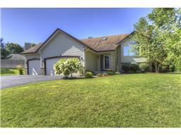 3410 Rolling Hills Dr, Eagan, MN 55121 photo 1