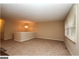 3835 Deercliff Ct, Eagan, MN 55123 photo 2