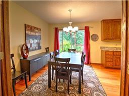 4363 Metcalf Dr, Eagan, MN 55122 photo 4