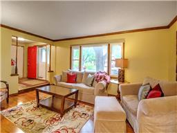 4363 Metcalf Dr, Eagan, MN 55122 photo 5