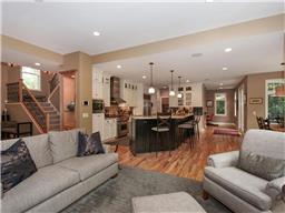 4490 Thomas Lake Cir, Eagan, MN 55122 photo 9