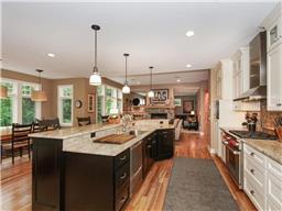 4490 Thomas Lake Cir, Eagan, MN 55122 photo 5