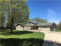 2518 14th St NE, Faribault, MN 55021 photo 2