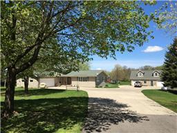 2518 14th St NE, Faribault, MN 55021 photo 1