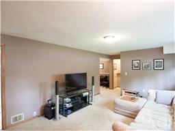 2128 Cliffview Dr, Eagan, MN 55122 photo 8