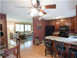 2128 Cliffview Dr, Eagan, MN 55122 photo 3