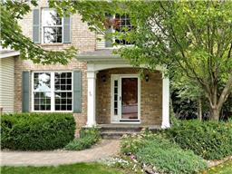 2730 Simons Dr, Chaska, MN 55318 photo 2