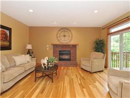 2730 Simons Dr, Chaska, MN 55318 photo 6