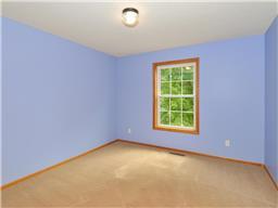 2730 Simons Dr, Chaska, MN 55318 photo 12