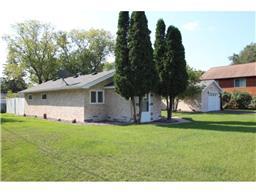 715 W Laurel St, Brainerd, MN 56401 photo 2