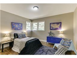 2112 Overlook Dr, Bloomington, MN 55431 photo 10