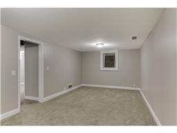 2112 Overlook Dr, Bloomington, MN 55431 photo 15