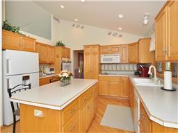 5790 Three Oaks Ave, Maple Plain, MN 55359 photo 8