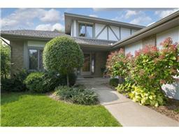 3655 Ridgewood Dr, Eagan, MN 55123 photo 3