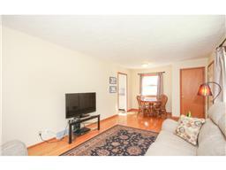 2097 Emerald Ln, Eagan, MN 55122 photo 3