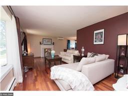8114 3rd Ave S, Bloomington, MN 55420 photo 2