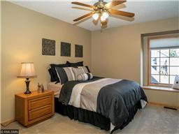 4961 Sycamore Dr, Eagan, MN 55123 photo 18
