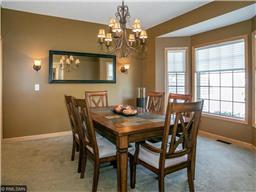 4961 Sycamore Dr, Eagan, MN 55123 photo 8