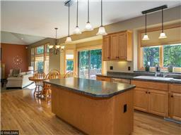 4961 Sycamore Dr, Eagan, MN 55123 photo 6