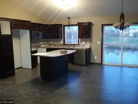 498 Alaska Loop, Cambridge, MN 55008 photo 2