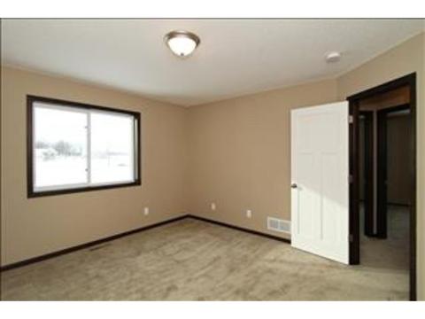498 Alaska Loop, Cambridge, MN 55008 photo 18