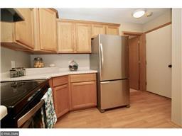 2042 Willow Cir, Centerville, MN 55038 photo 10