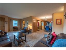 2057 Opal Dr, Eagan, MN 55122 photo 3