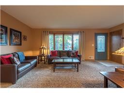 2057 Opal Dr, Eagan, MN 55122 photo 2