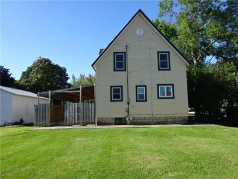 624 3rd St, Kenyon, MN 55946 photo 3
