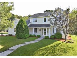 1003 Newhall Dr, Faribault, MN 55021 photo 1