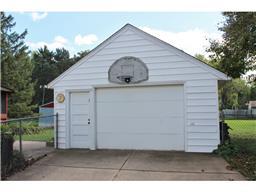 2638 Geranium Ave E, Maplewood, MN 55119 photo 8