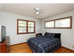 2072 Opal Dr, Eagan, MN 55122 photo 4