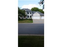 3413 Rolling Hills Dr, Eagan, MN 55121 photo 1
